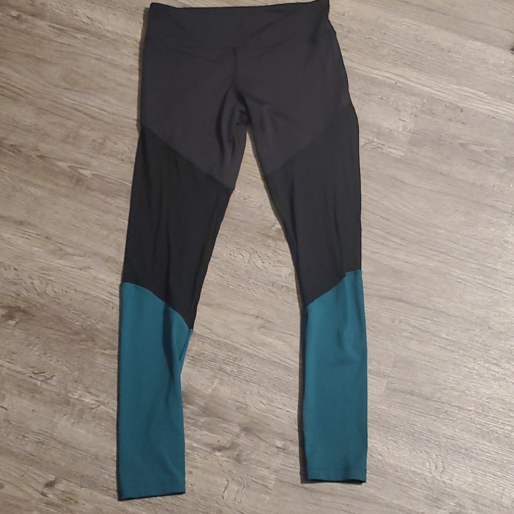 Feed me Fight me athletic leggings